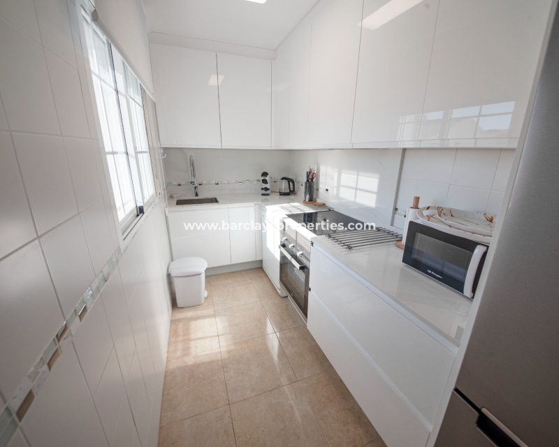 Wederverkoop -  Twee Onder Een Kap - Urb. El Oasis - La Marina