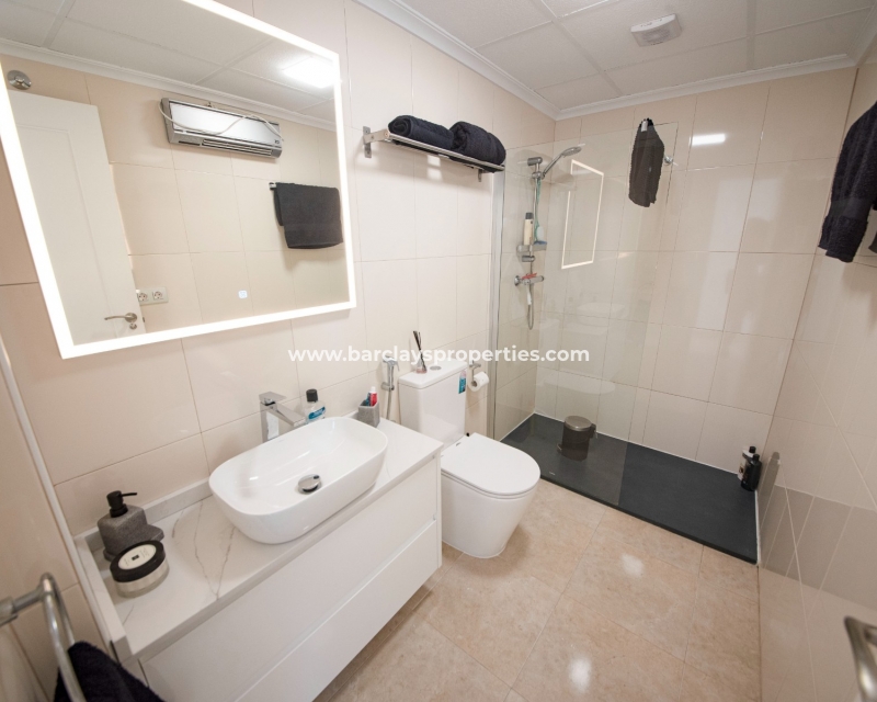 Wederverkoop -  Twee Onder Een Kap - Urb. El Oasis - La Marina