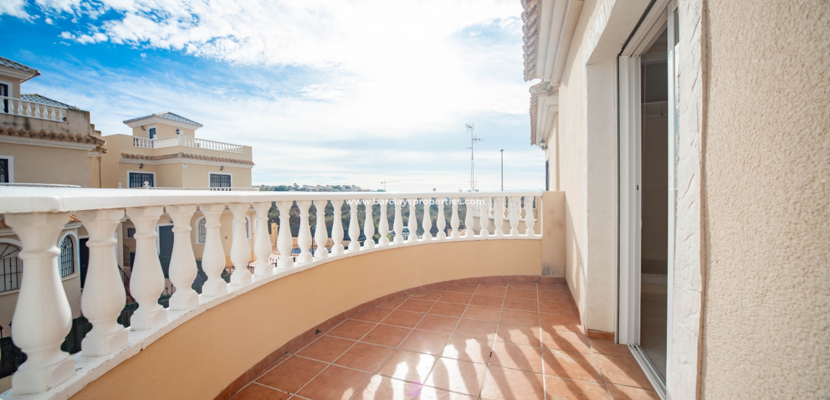 Wederverkoop -  Twee Onder Een Kap - Urb. El Oasis - La Marina