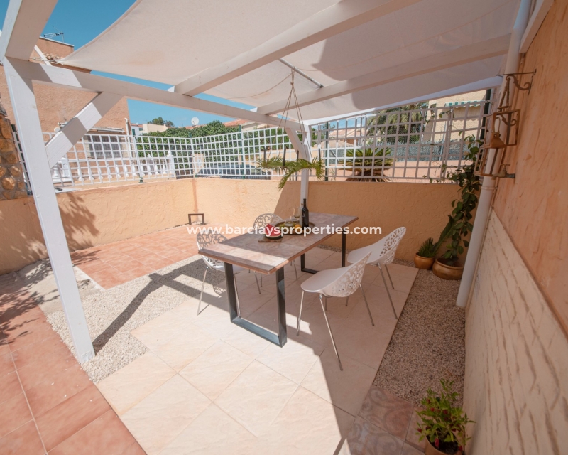 Wederverkoop -  Twee Onder Een Kap - Urb. La Marina