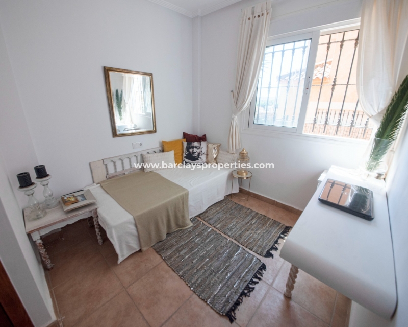 Wederverkoop -  Twee Onder Een Kap - Urb. La Marina