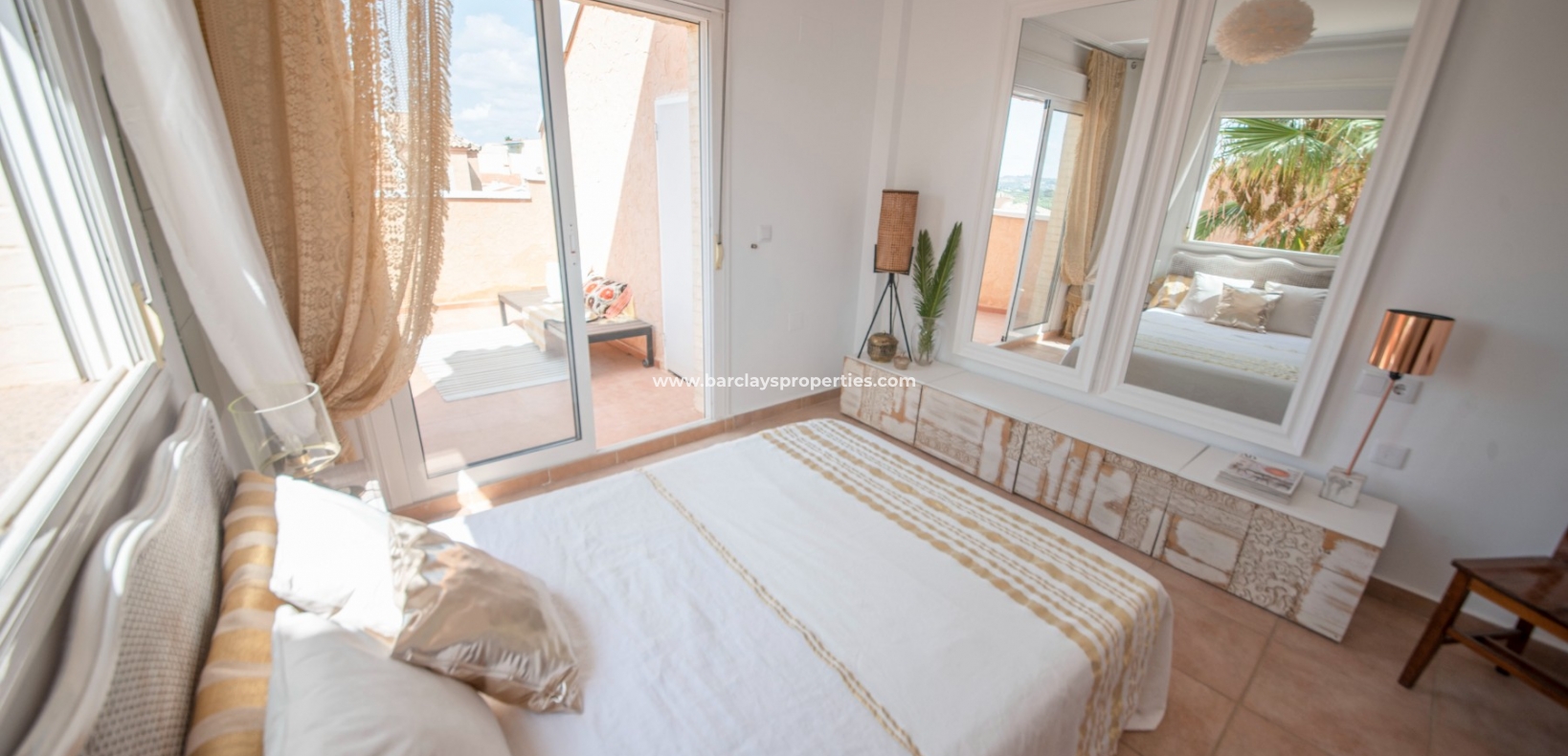 Wederverkoop -  Twee Onder Een Kap - Urb. La Marina