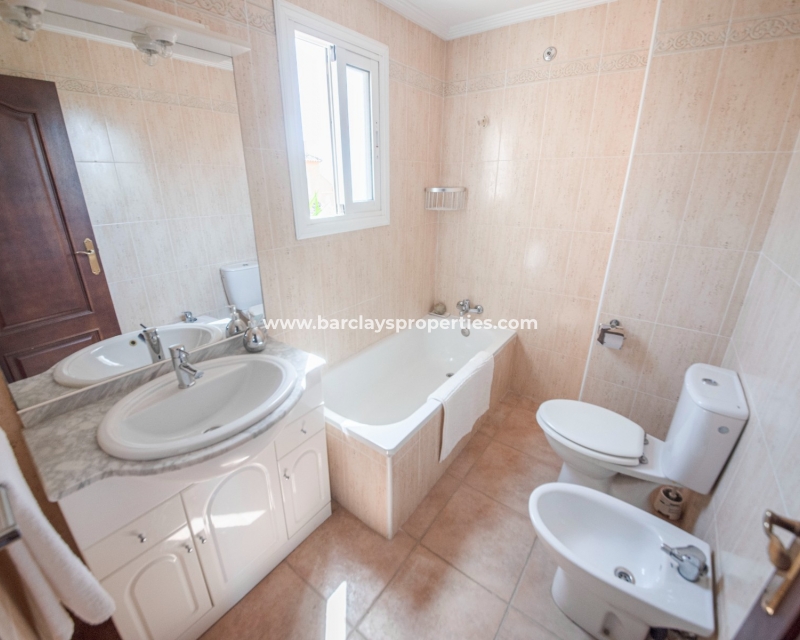 Wederverkoop -  Twee Onder Een Kap - Urb. La Marina