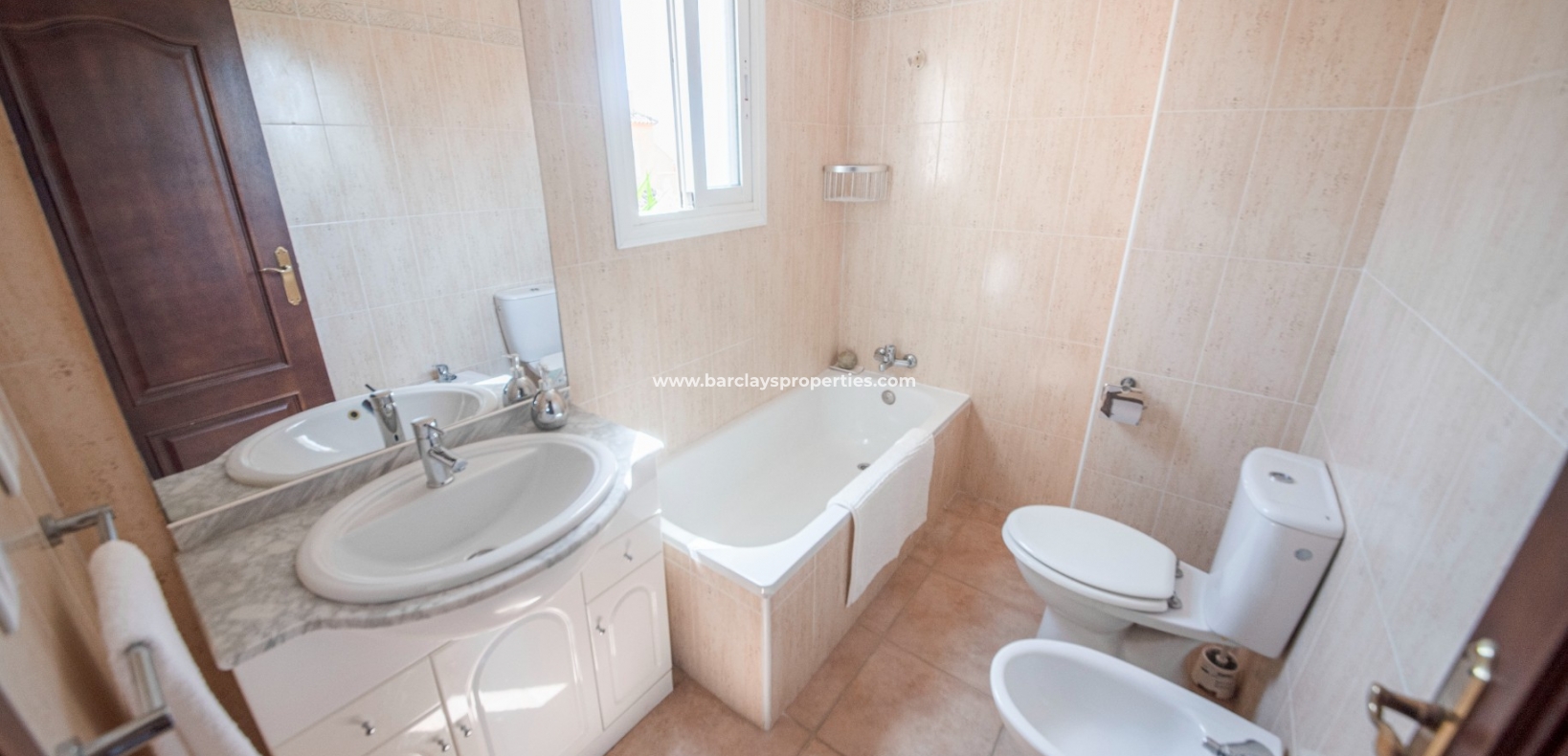 Wederverkoop -  Twee Onder Een Kap - Urb. La Marina