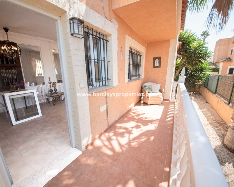 Wederverkoop -  Twee Onder Een Kap - Urb. La Marina