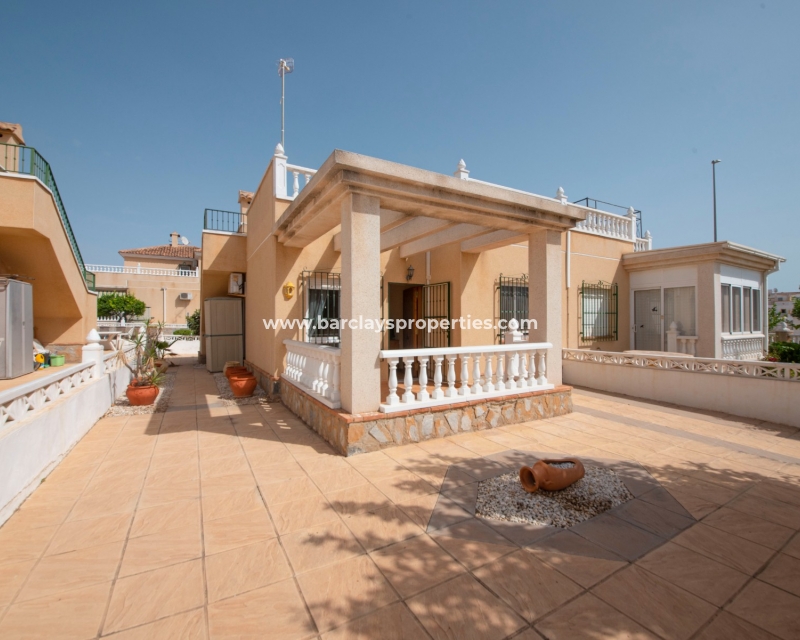 Wederverkoop -  Twee Onder Een Kap - Urb. La Marina