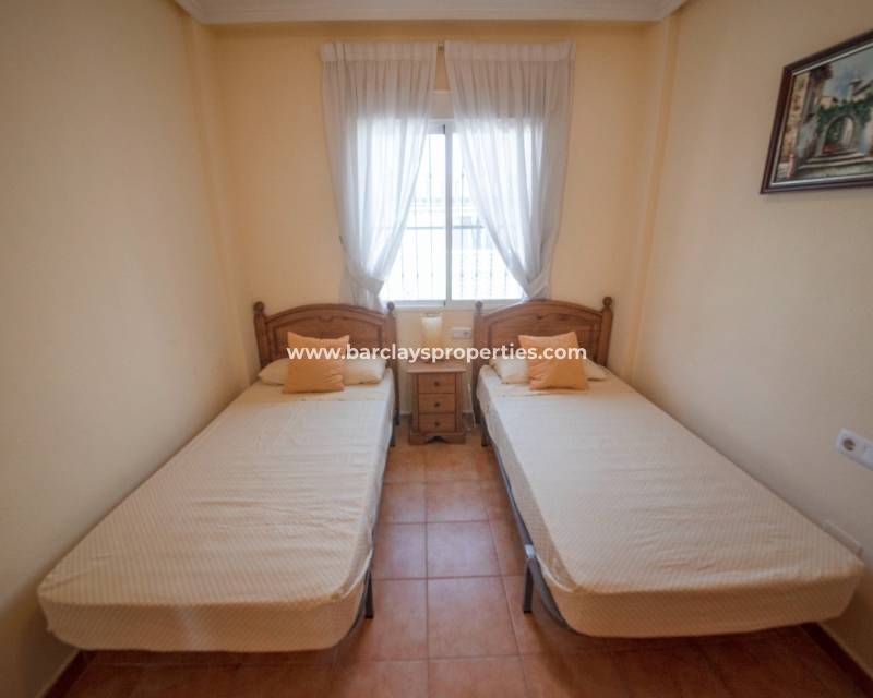 Wederverkoop -  Twee Onder Een Kap - Urb. La Marina