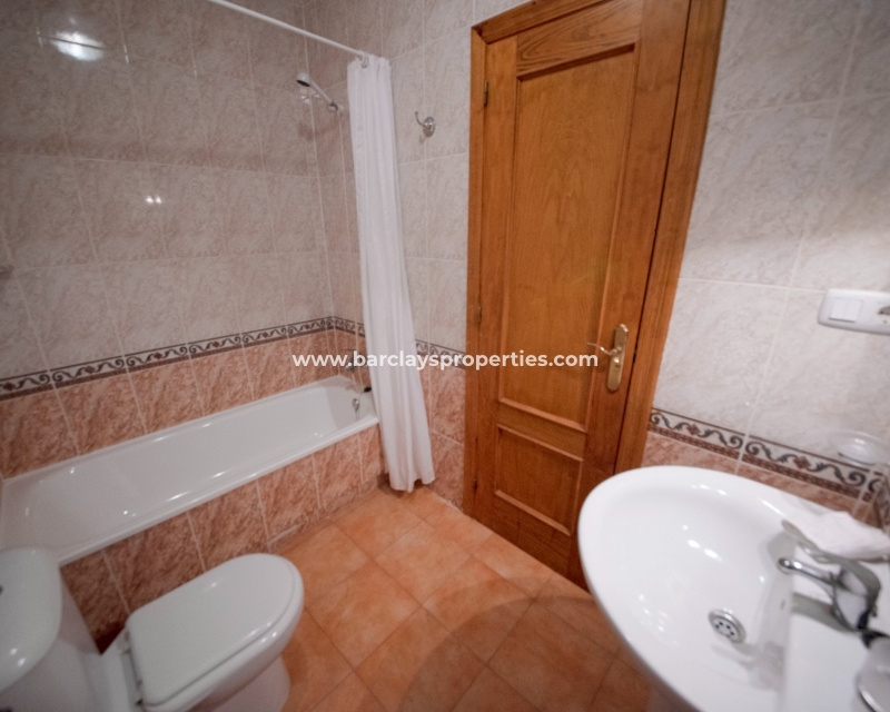 Wederverkoop -  Twee Onder Een Kap - Urb. La Marina