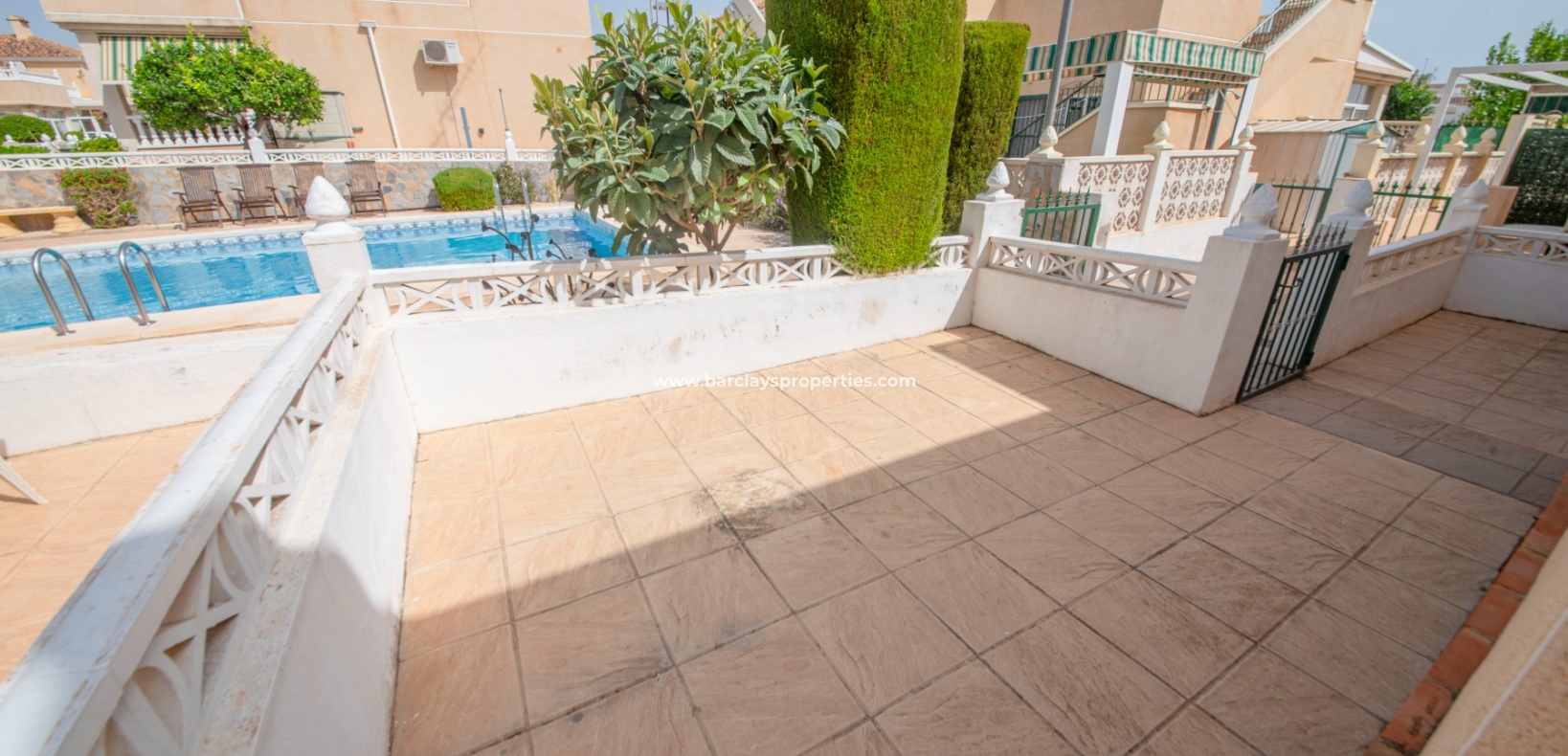 Wederverkoop -  Twee Onder Een Kap - Urb. La Marina