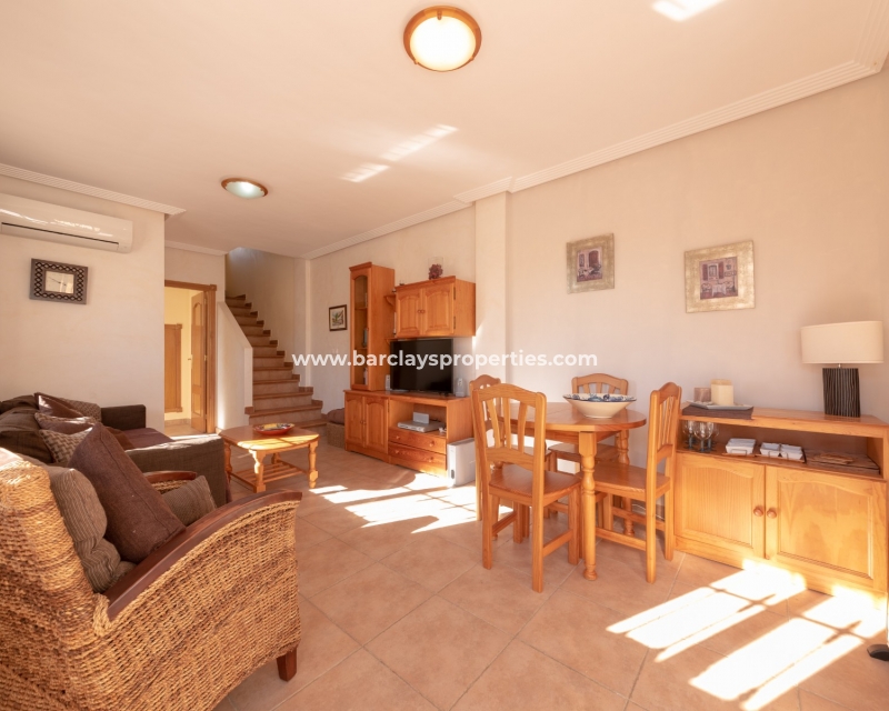 Wederverkoop -  Twee Onder Een Kap - Urb. La Marina