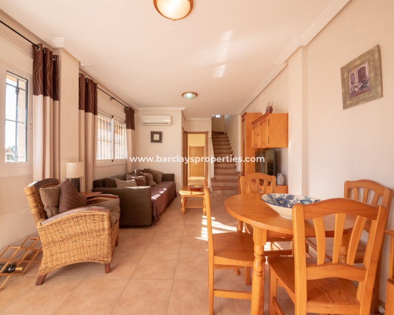 Wederverkoop -  Twee Onder Een Kap - Urb. La Marina