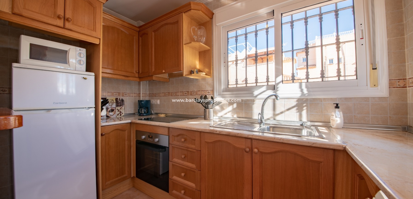 Wederverkoop -  Twee Onder Een Kap - Urb. La Marina