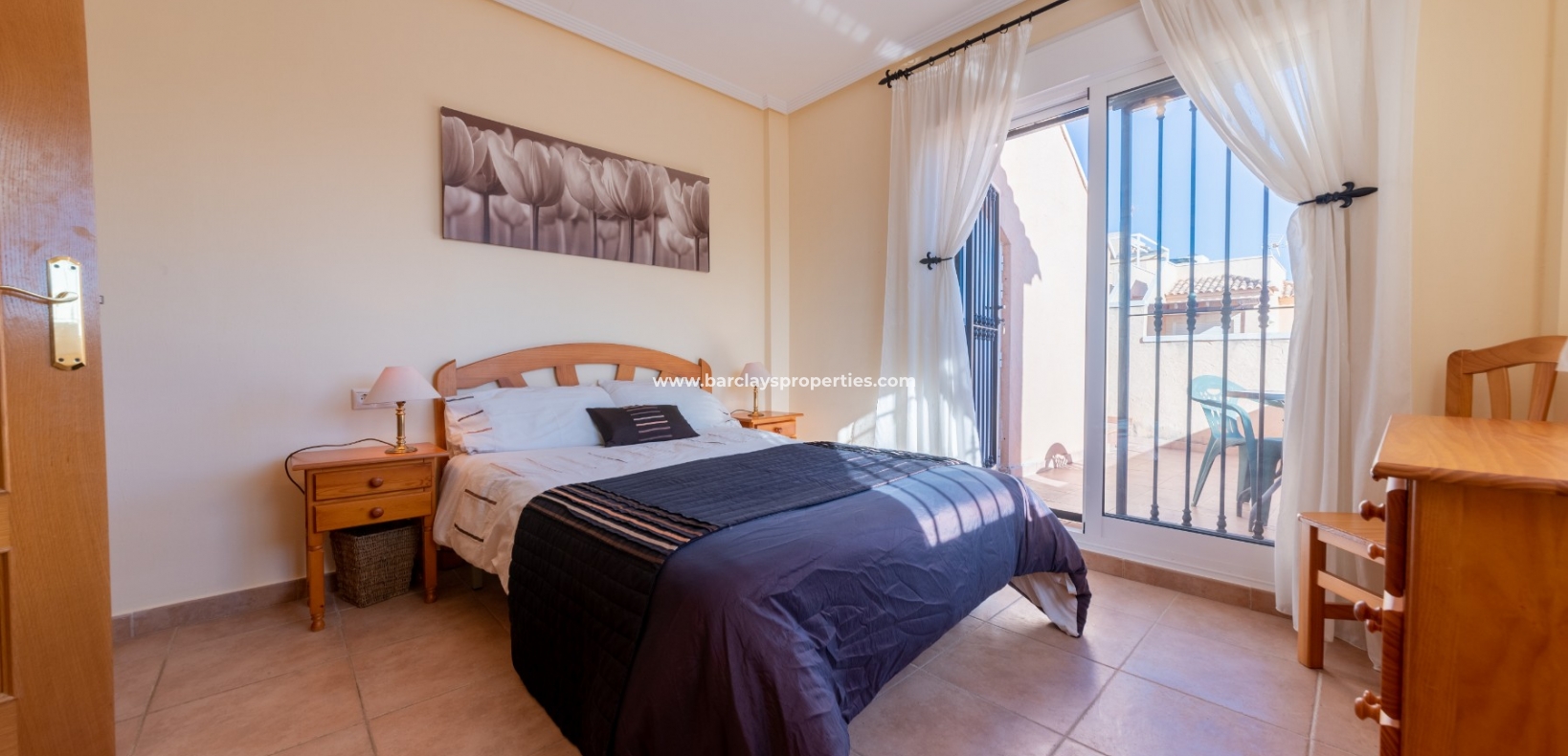 Wederverkoop -  Twee Onder Een Kap - Urb. La Marina