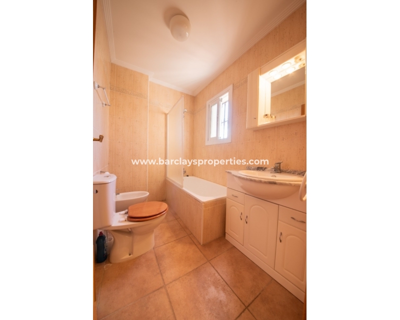 Wederverkoop -  Twee Onder Een Kap - Urb. La Marina