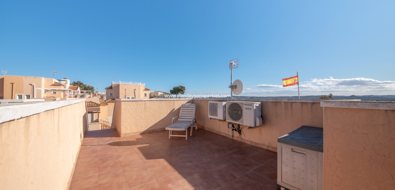 Wederverkoop -  Twee Onder Een Kap - Urb. La Marina