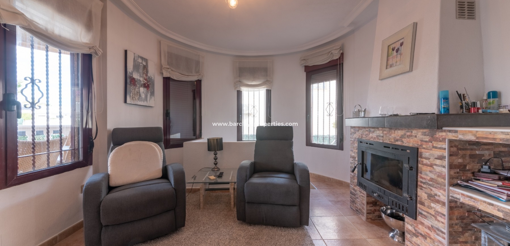 Wederverkoop -  Twee Onder Een Kap - Urb. La Marina