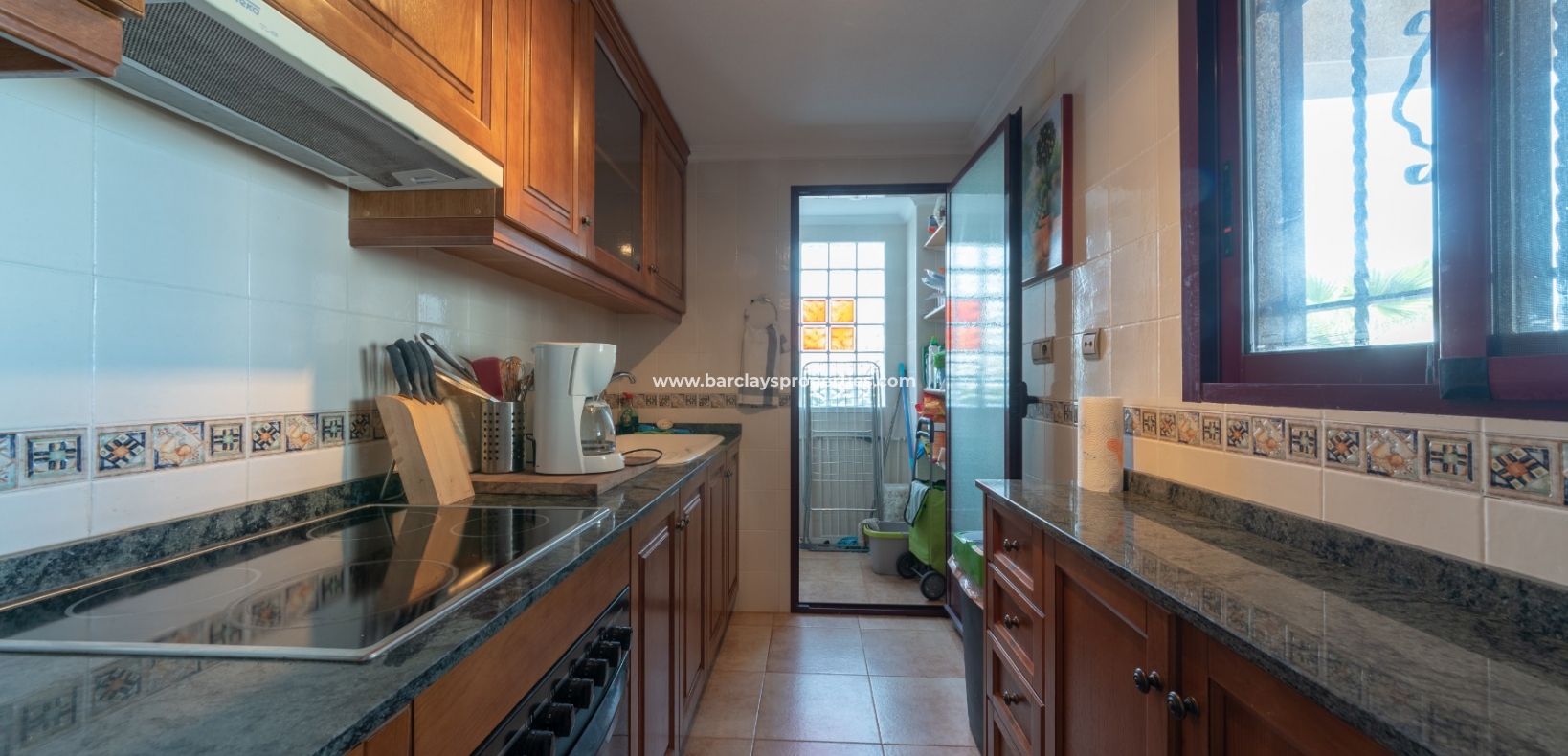 Wederverkoop -  Twee Onder Een Kap - Urb. La Marina