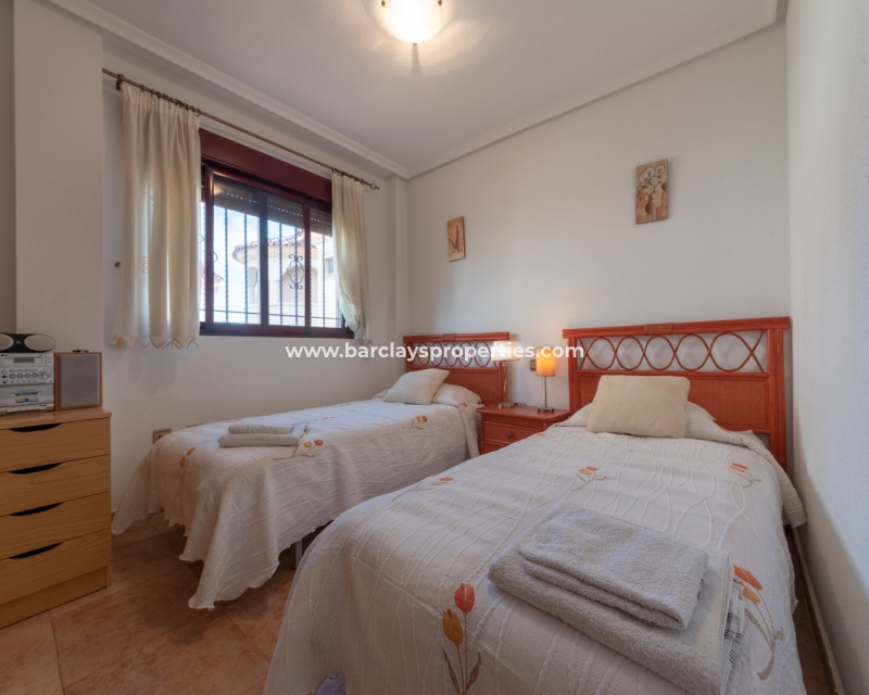 Wederverkoop -  Twee Onder Een Kap - Urb. La Marina