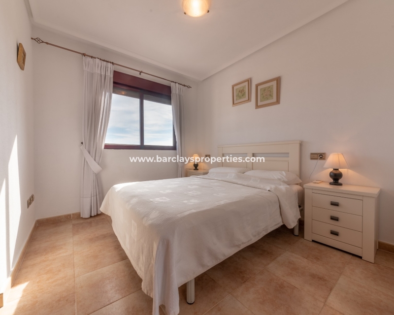 Wederverkoop -  Twee Onder Een Kap - Urb. La Marina