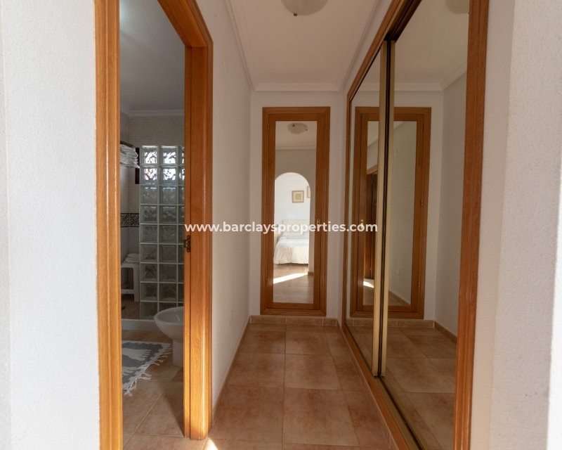 Wederverkoop -  Twee Onder Een Kap - Urb. La Marina