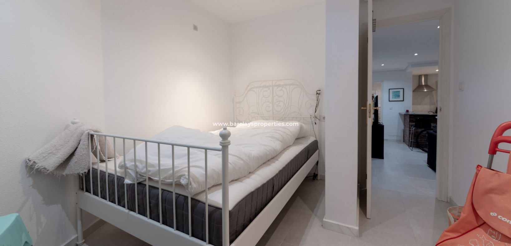 Wederverkoop -  Twee Onder Een Kap - Urb. La Marina