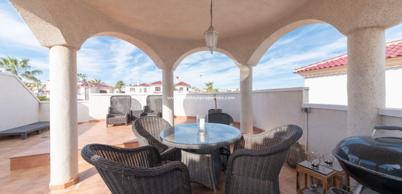 Wederverkoop -  Twee Onder Een Kap - Urb. La Marina