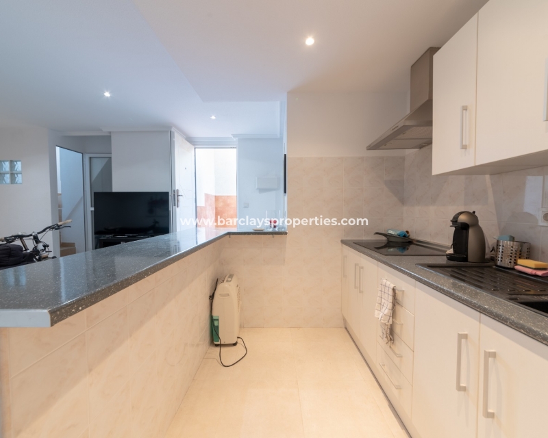 Wederverkoop -  Twee Onder Een Kap - Urb. La Marina