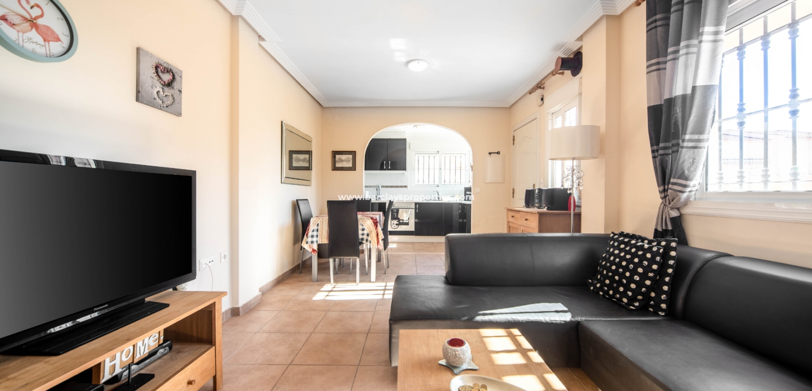 Wederverkoop -  Twee Onder Een Kap - Urb. La Marina