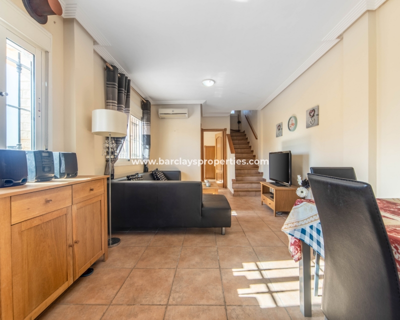 Wederverkoop -  Twee Onder Een Kap - Urb. La Marina