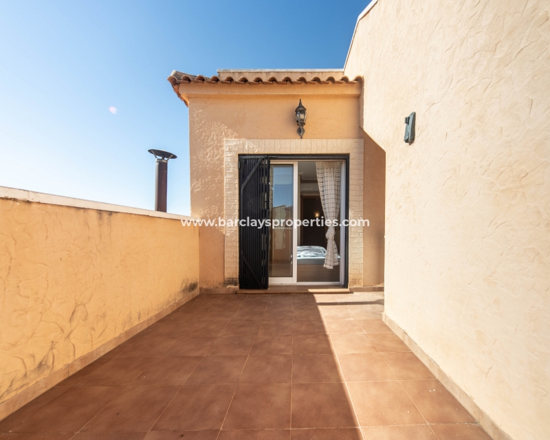 Wederverkoop -  Twee Onder Een Kap - Urb. La Marina