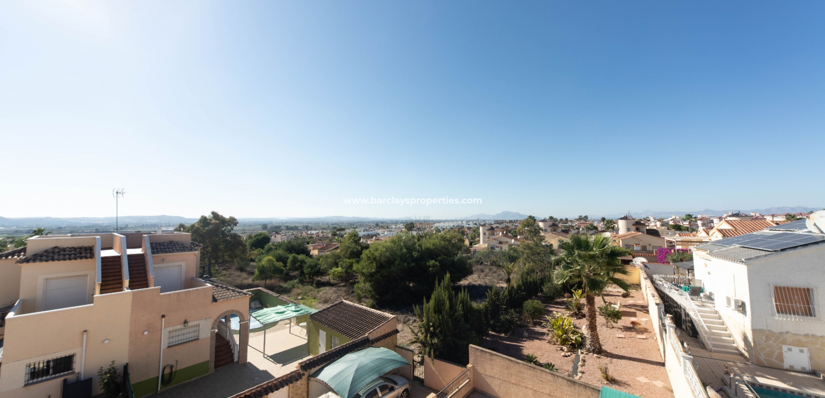 Wederverkoop -  Twee Onder Een Kap - Urb. La Marina