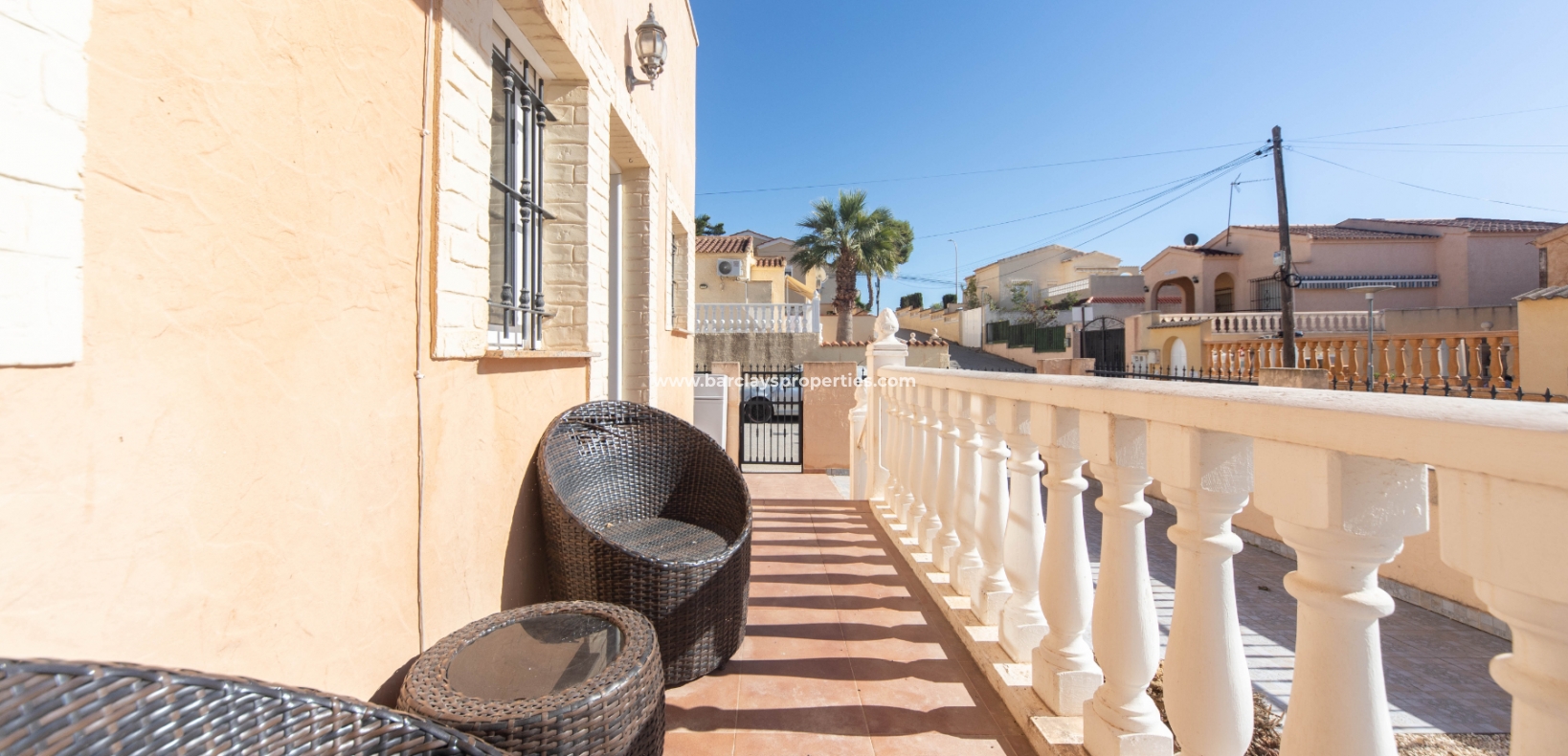 Wederverkoop -  Twee Onder Een Kap - Urb. La Marina