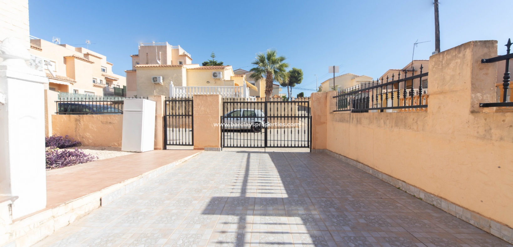 Wederverkoop -  Twee Onder Een Kap - Urb. La Marina