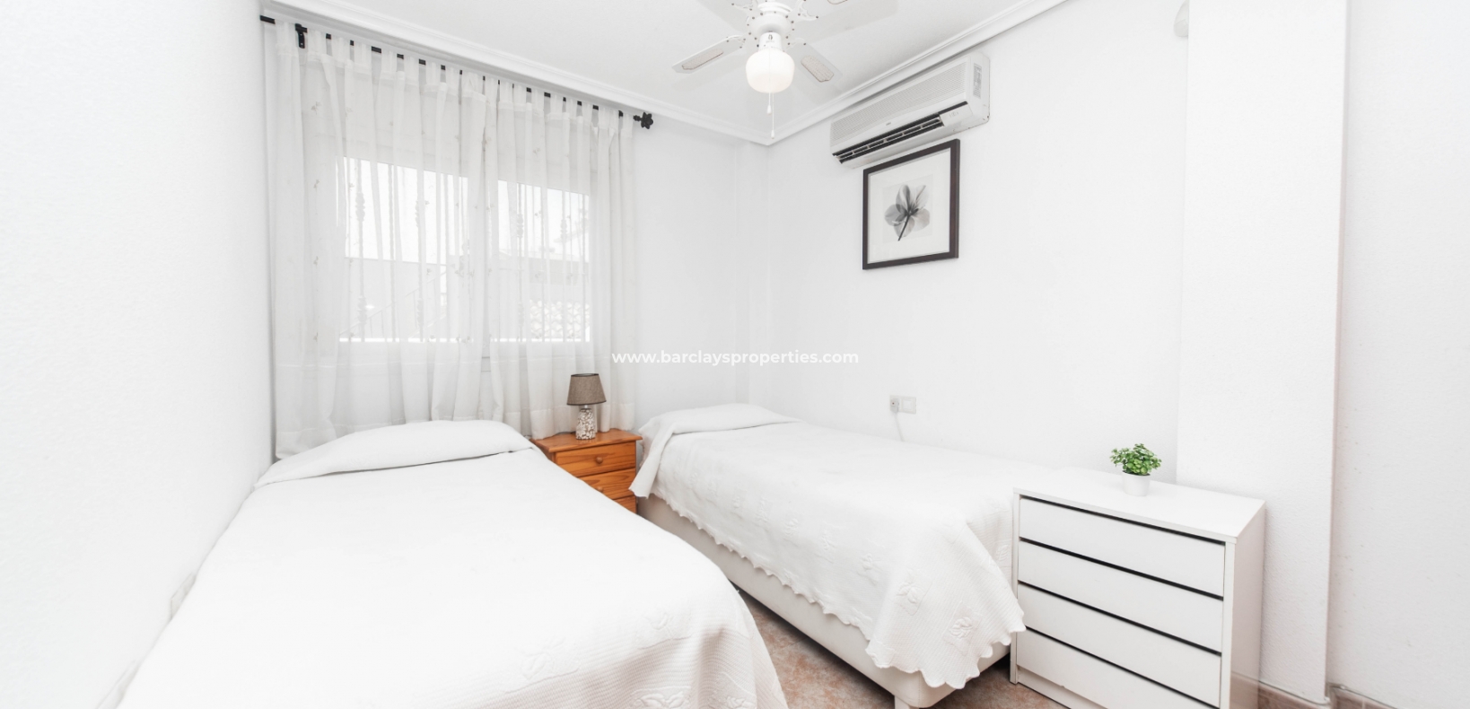 Wederverkoop -  Twee Onder Een Kap - Urb. La Marina