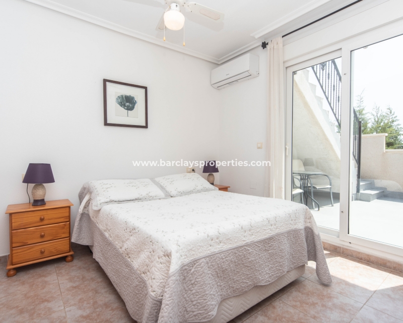 Wederverkoop -  Twee Onder Een Kap - Urb. La Marina