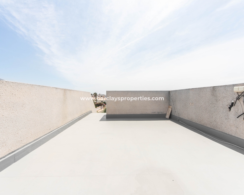 Wederverkoop -  Twee Onder Een Kap - Urb. La Marina