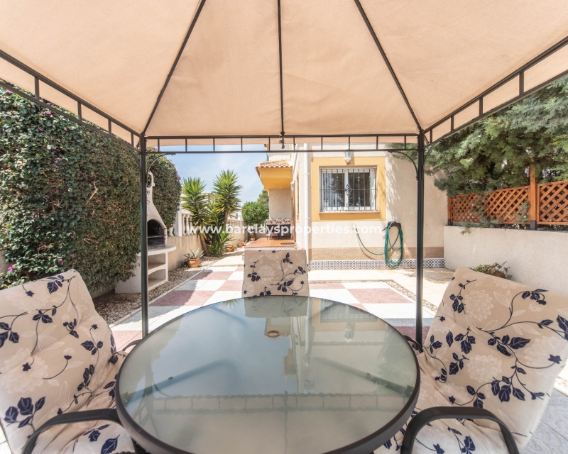 Wederverkoop -  Twee Onder Een Kap - Urb. La Marina