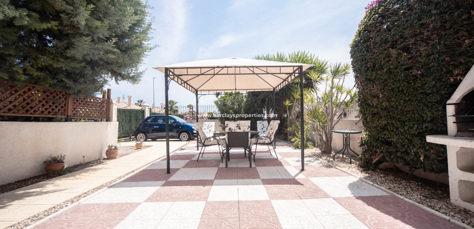 Wederverkoop -  Twee Onder Een Kap - Urb. La Marina