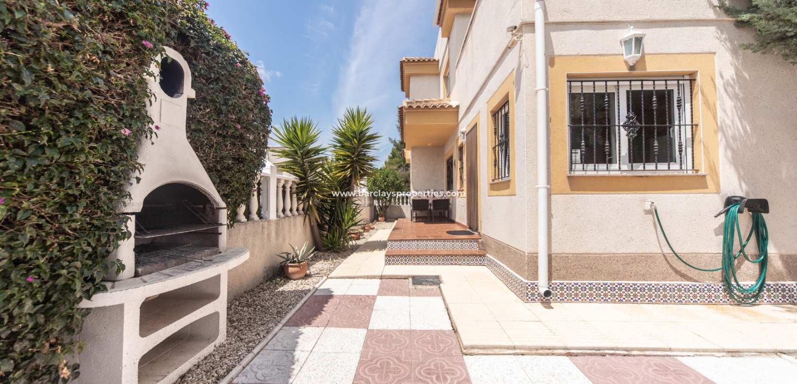 Wederverkoop -  Twee Onder Een Kap - Urb. La Marina