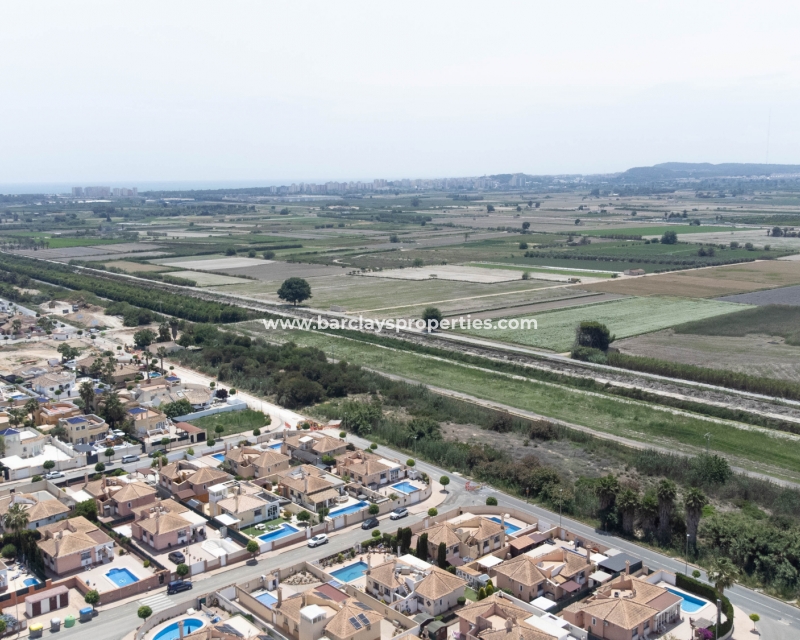 Wederverkoop -  Twee Onder Een Kap - Urb. La Marina