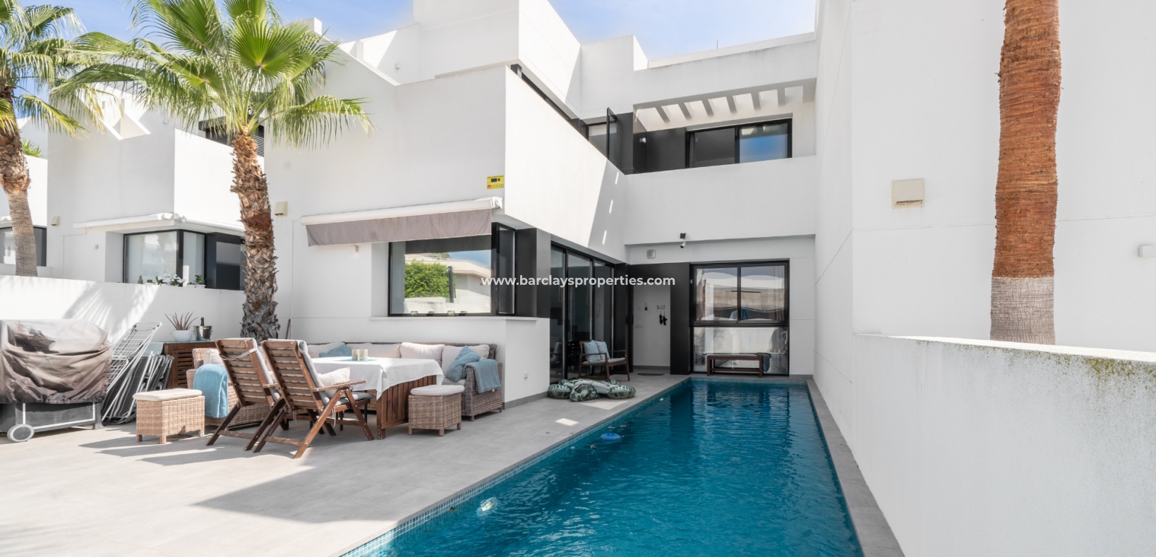 Wederverkoop -  Twee Onder Een Kap - Urb. La Marina