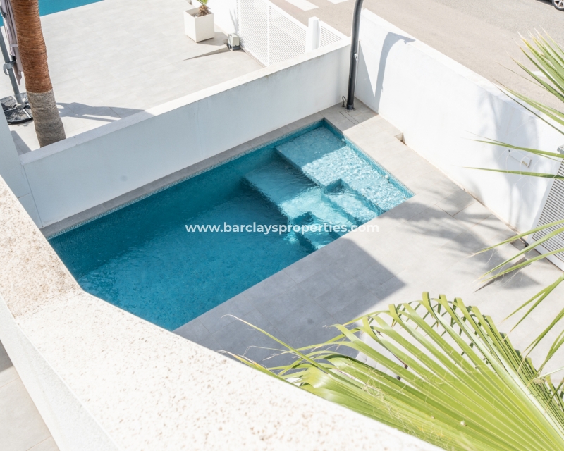 Wederverkoop -  Twee Onder Een Kap - Urb. La Marina