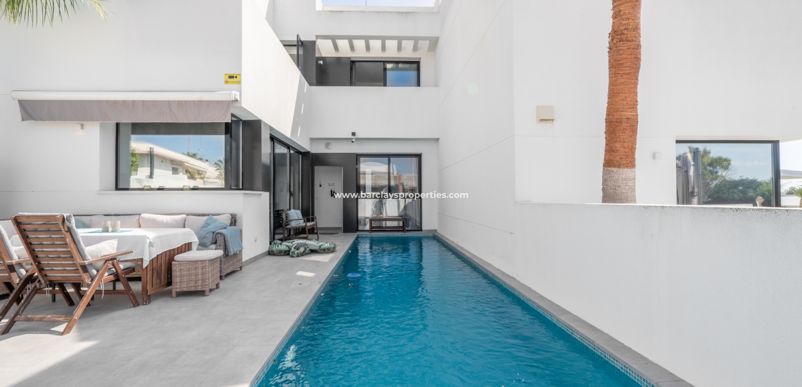 Wederverkoop -  Twee Onder Een Kap - Urb. La Marina