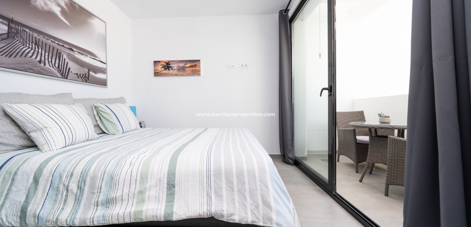 Wederverkoop -  Twee Onder Een Kap - Urb. La Marina