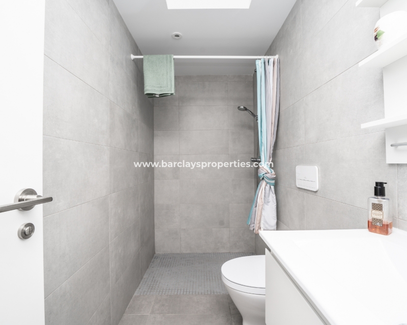 Wederverkoop -  Twee Onder Een Kap - Urb. La Marina