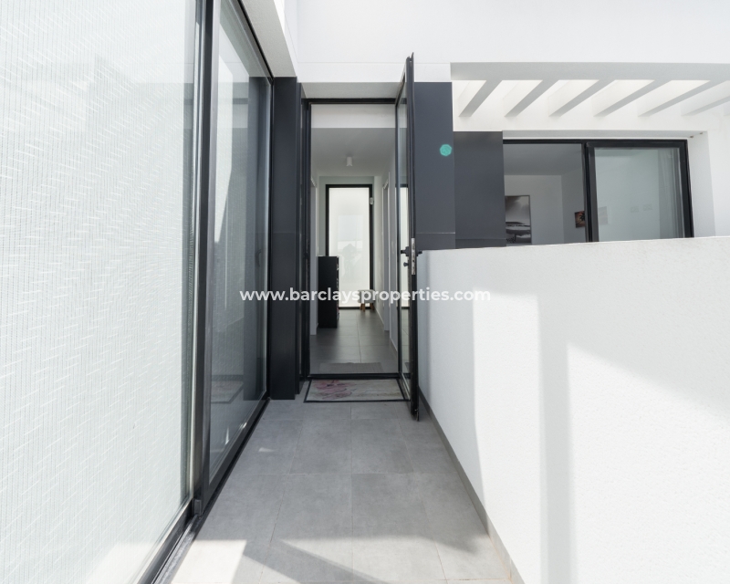 Wederverkoop -  Twee Onder Een Kap - Urb. La Marina