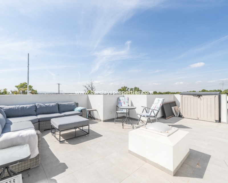 Wederverkoop -  Twee Onder Een Kap - Urb. La Marina