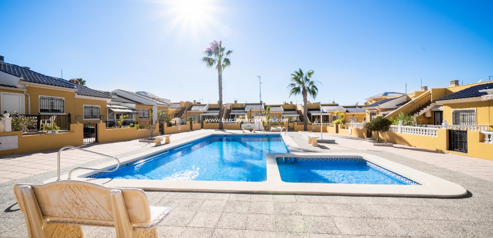 Wederverkoop -  Twee Onder Een Kap - Urb. La Marina