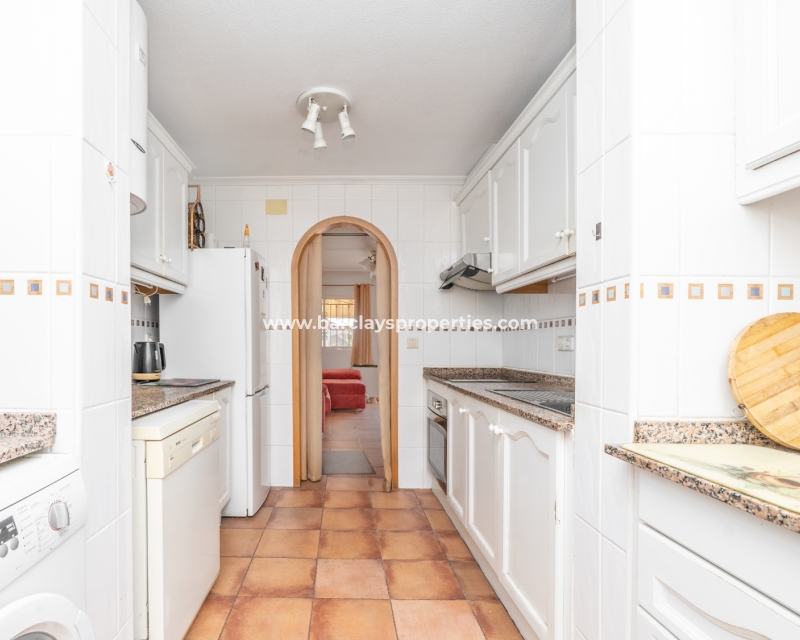 Wederverkoop -  Twee Onder Een Kap - Urb. La Marina