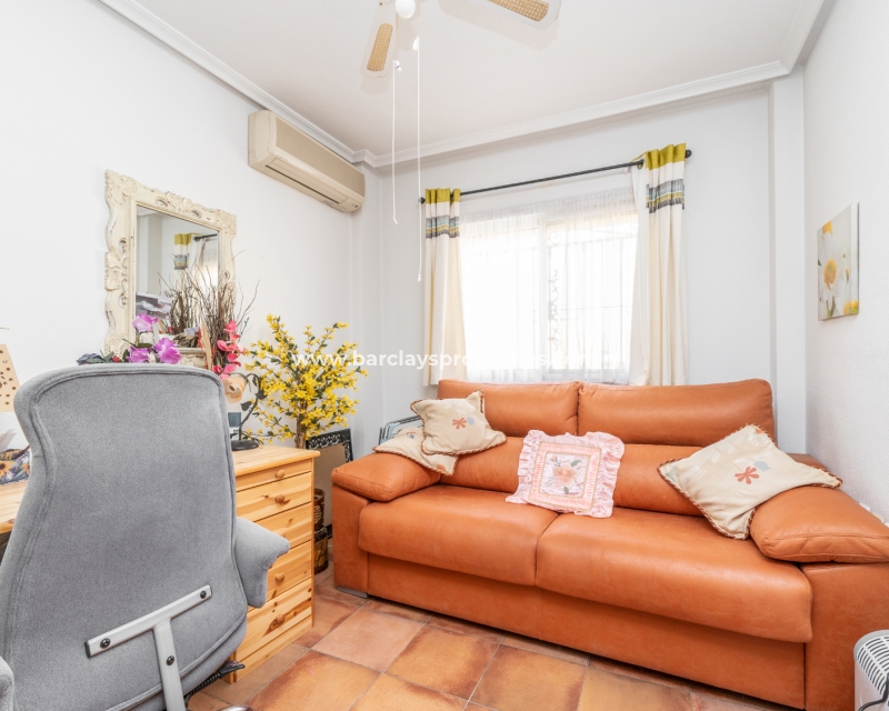 Wederverkoop -  Twee Onder Een Kap - Urb. La Marina